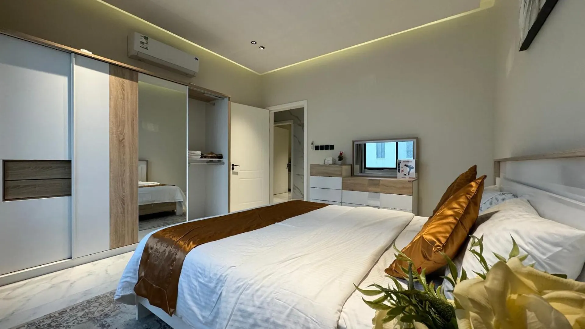 Apartment شقة فاخرة غرفة وصالة بالعارض دخول ذاتي ١٠ Riyadh